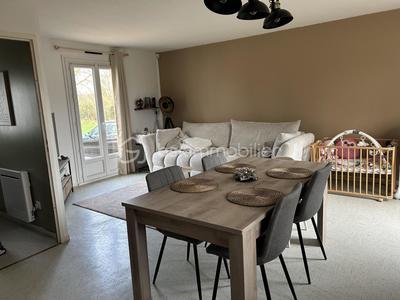 Maison de village - 90 m² - 4 pièces