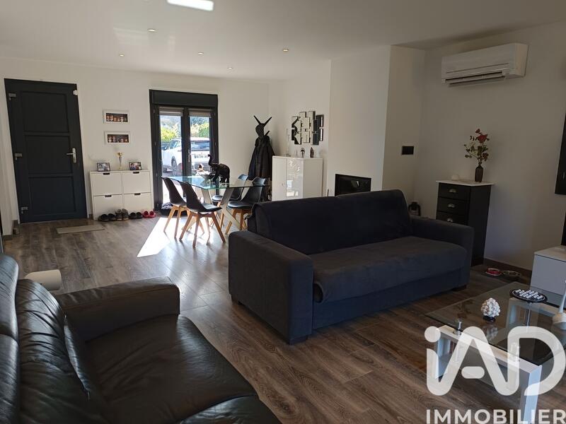 Maison - 96 m² - 4 pièces