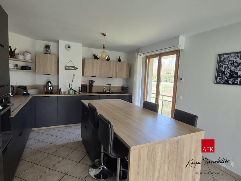 Appartement - 109 m² - 5 pièces