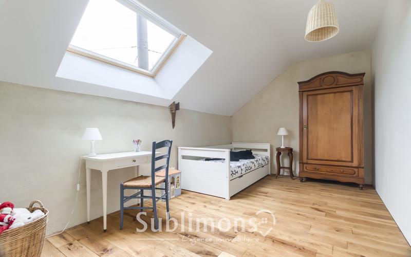 Maison - 258 m² - 8 pièces