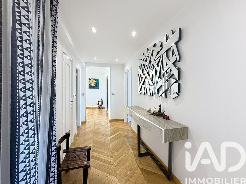 Appartement - 64 m² - 4 pièces