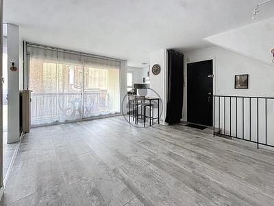 Appartement - 75 m² - 3 pièces