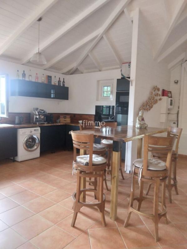 Maison - 180 m² - 5 pièces