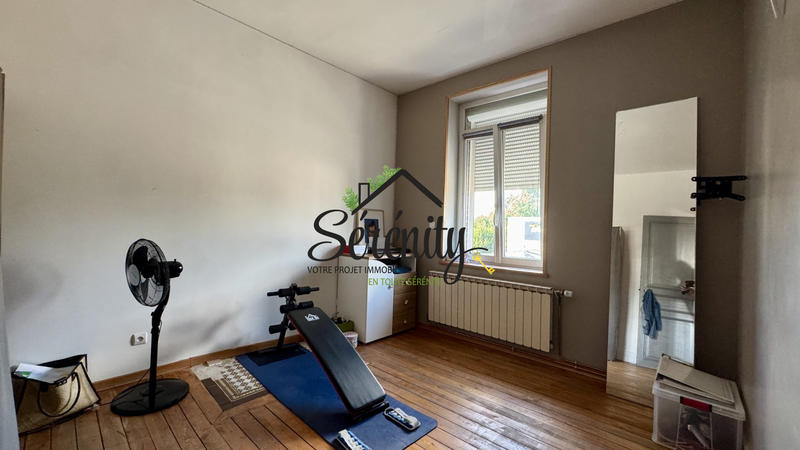 Maison - 180 m² - 8 pièces