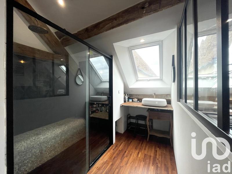 Maison - 174 m² - 8 pièces