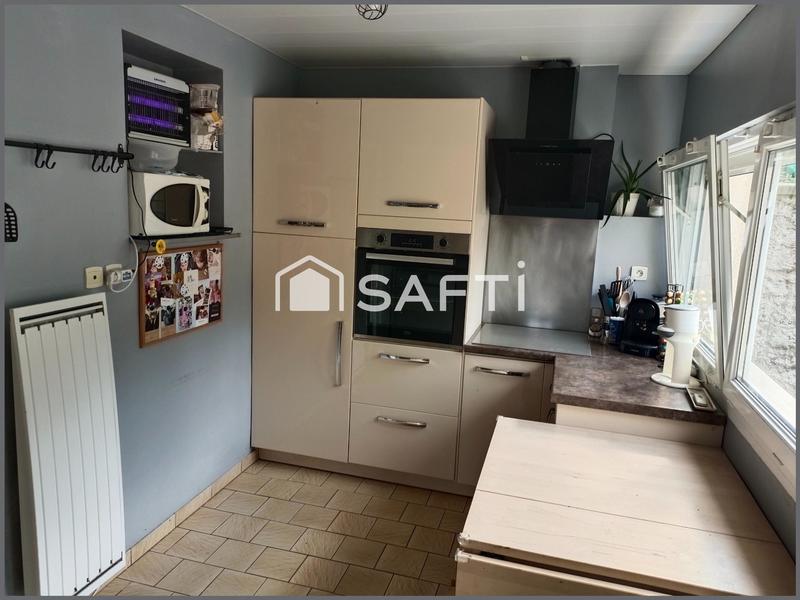 Maison - 91 m² - 6 pièces