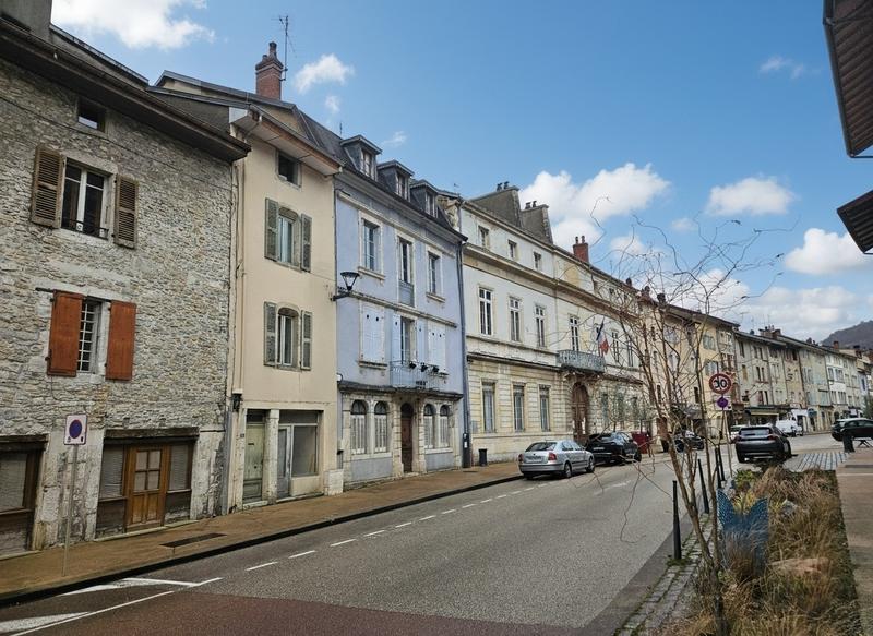 Immeuble - 170 m² - 8 pièces