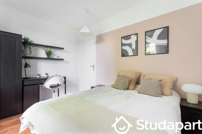 Chambre - 9 m² - 1 pièce