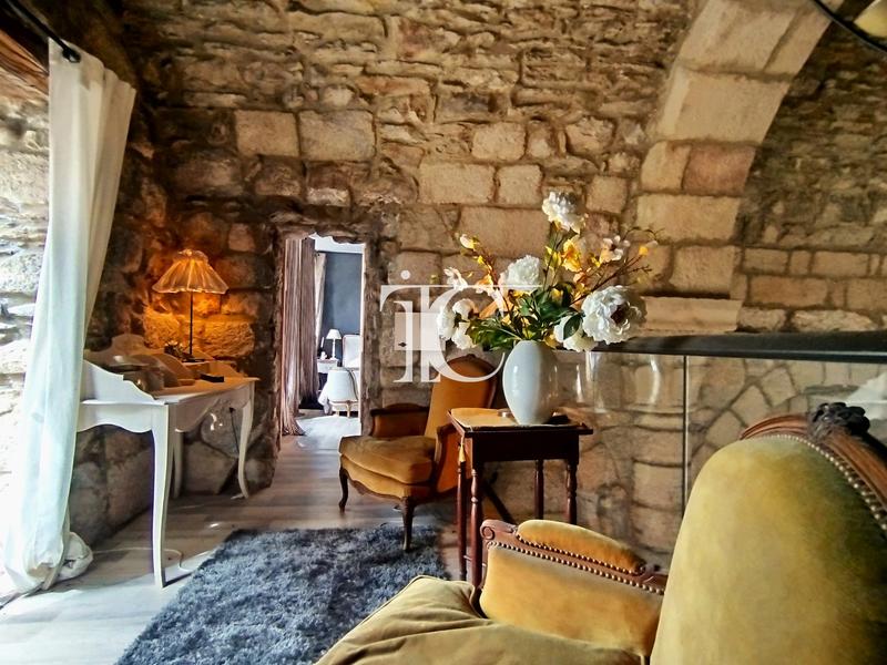 Maison en pierre - 116 m² - 5 pièces