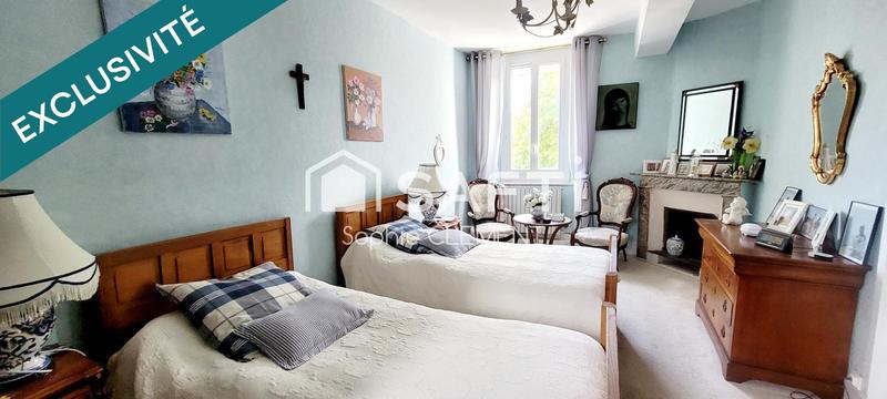 Maison - 221 m² - 6 pièces