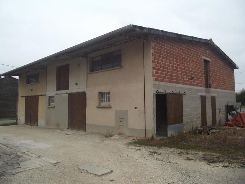 Maison - 156 m² - 8 pièces