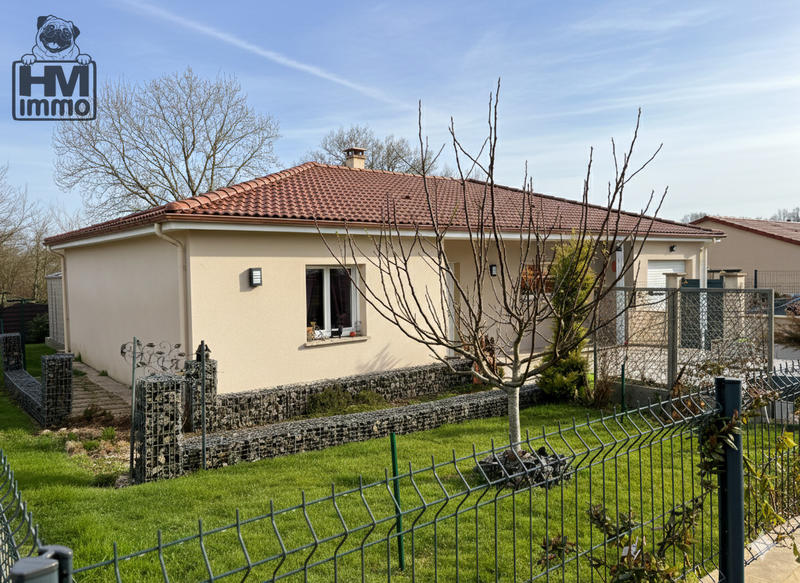 Maison traditionnelle - 103 m² - 4 pièces