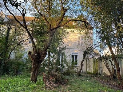 Immeuble - 235 m² - 14 pièces