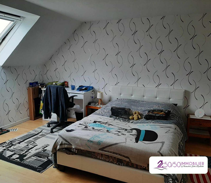 Maison traditionnelle - 144 m² - 6 pièces