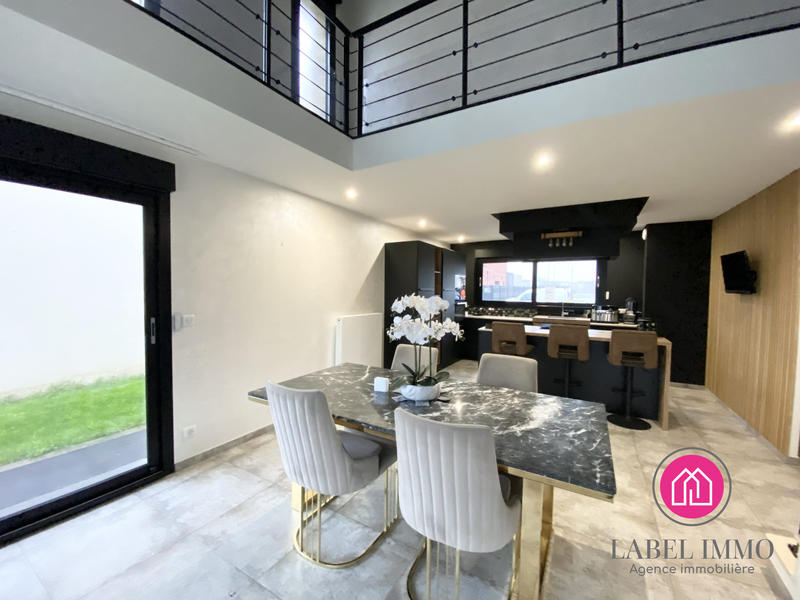 Maison contemporaine - 153 m² - 5 pièces