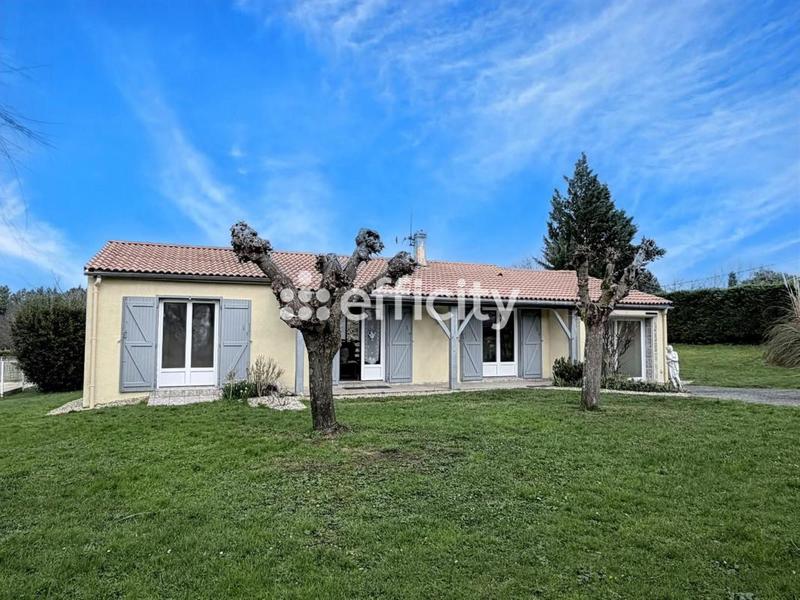 Maison - 100 m² - 6 pièces