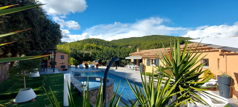 Villa - 161 m² - 5 pièces