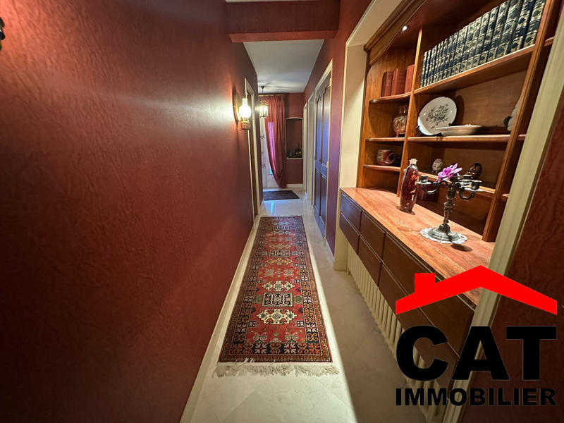 Maison - 151 m² - 6 pièces