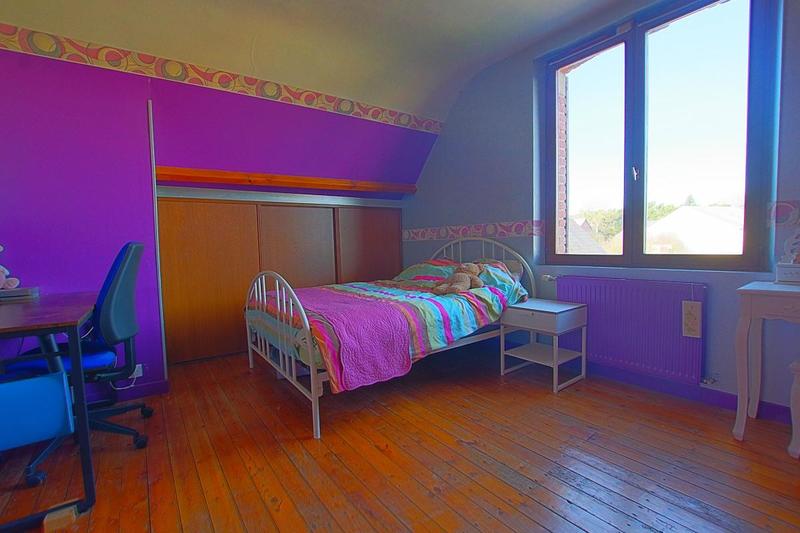 Maison - 102 m² - 5 pièces