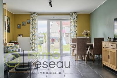 Maison - 80 m² - 4 pièces