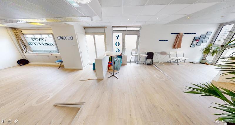 Local commercial - 83 m²