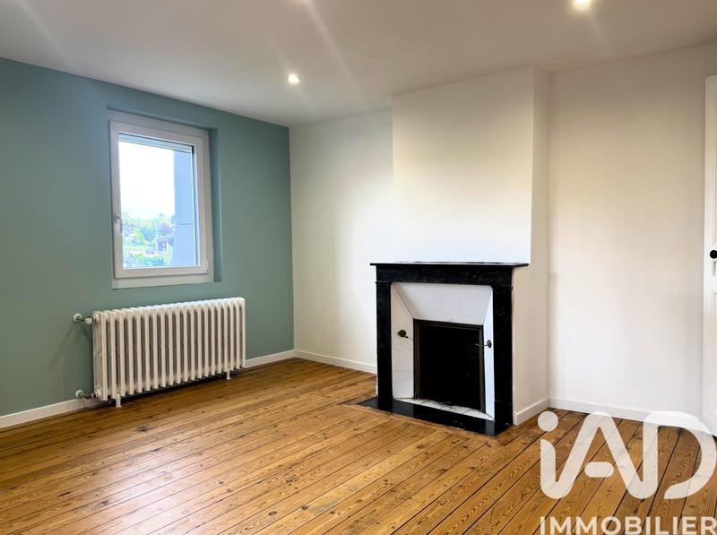 Maison - 202 m² - 6 pièces