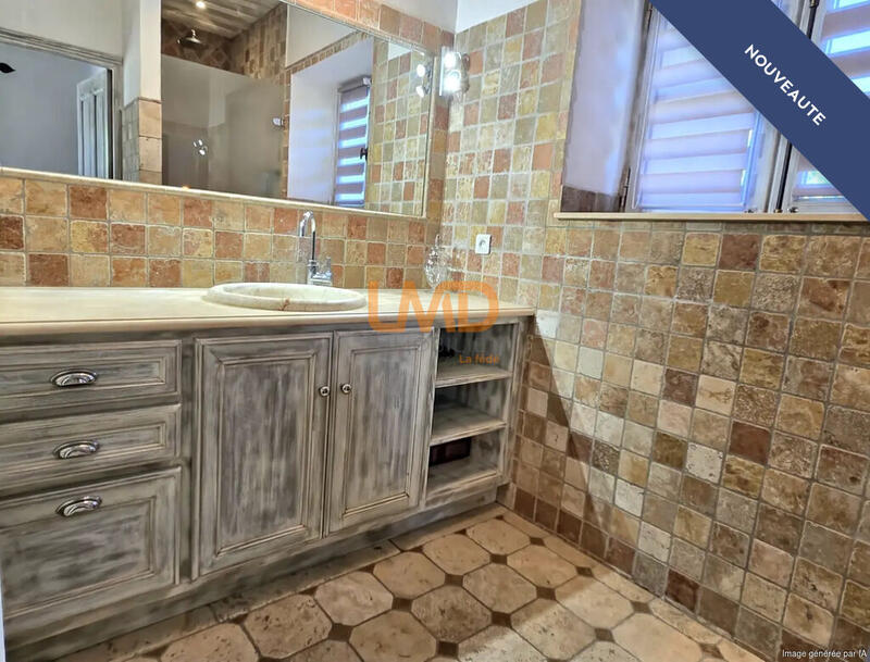 Propriété - 212 m² - 8 pièces