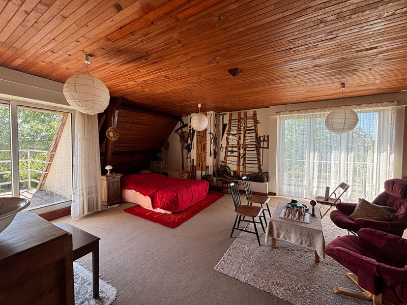 Maison - 190 m² - 7 pièces