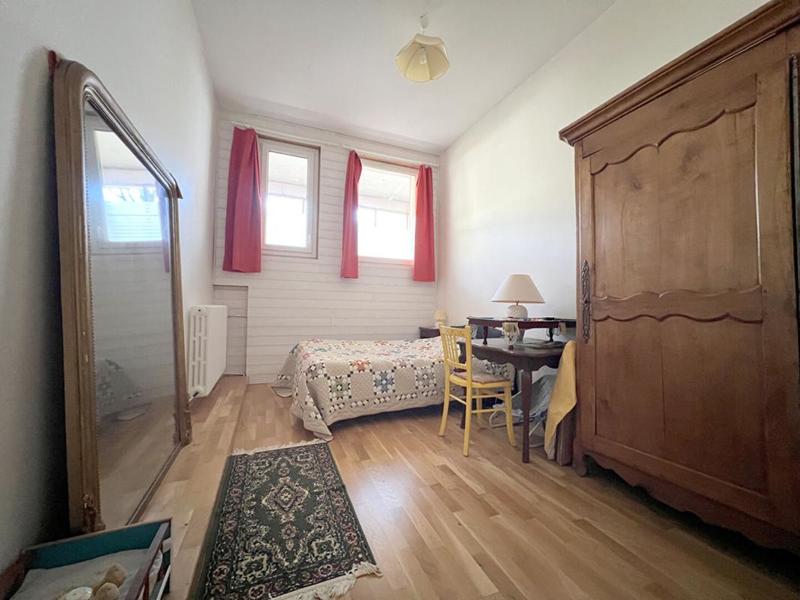 Appartement - 168 m² - 6 pièces