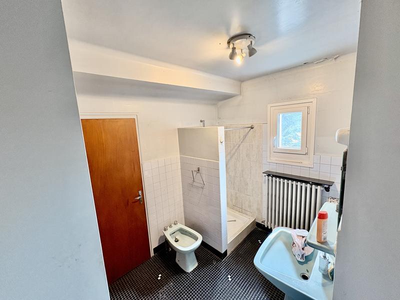 Maison - 300 m² - 8 pièces