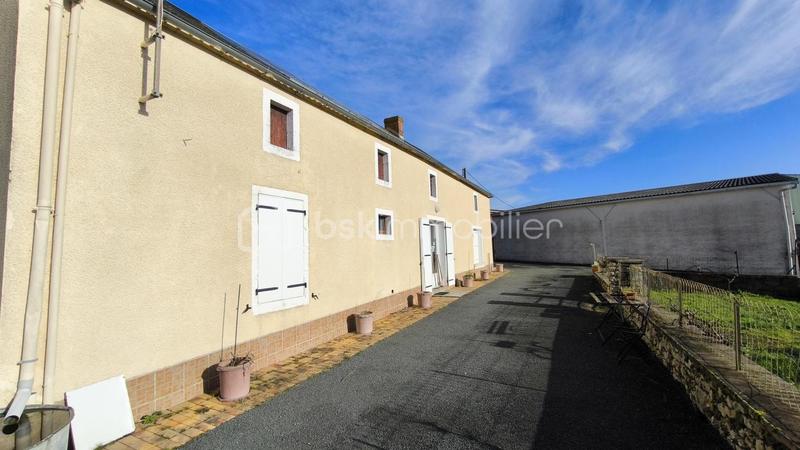 Maison ancienne - 110 m² - 5 pièces