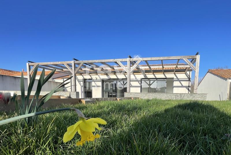 Maison contemporaine - 117 m² - 5 pièces