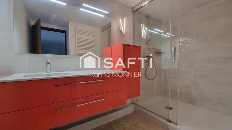 Maison - 418 m² - 10 pièces