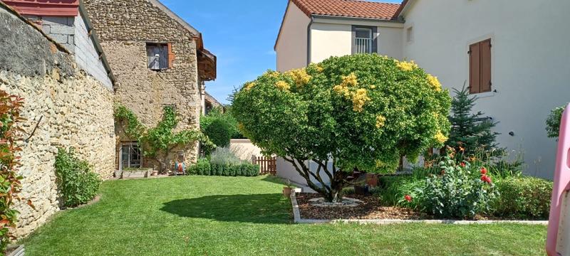 Maison ancienne - 173 m² - 6 pièces