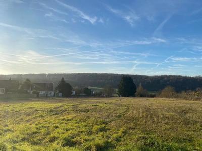 Terrain constructible - 704 m²