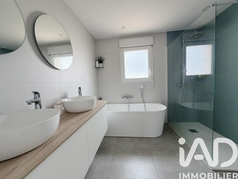 Maison - 135 m² - 6 pièces