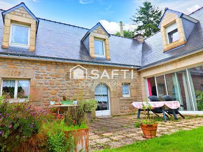 Maison - 160 m² - 8 pièces