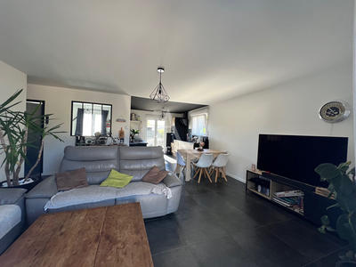 Maison - 83 m² - 4 pièces