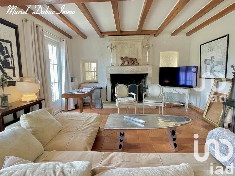 Maison - 245 m² - 12 pièces