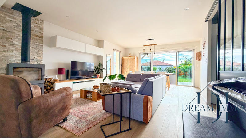 Maison contemporaine - 109 m² - 5 pièces