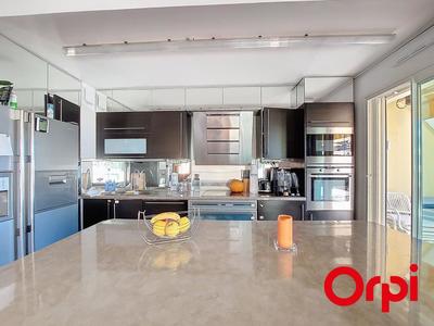 Appartement - 112 m² - 4 pièces