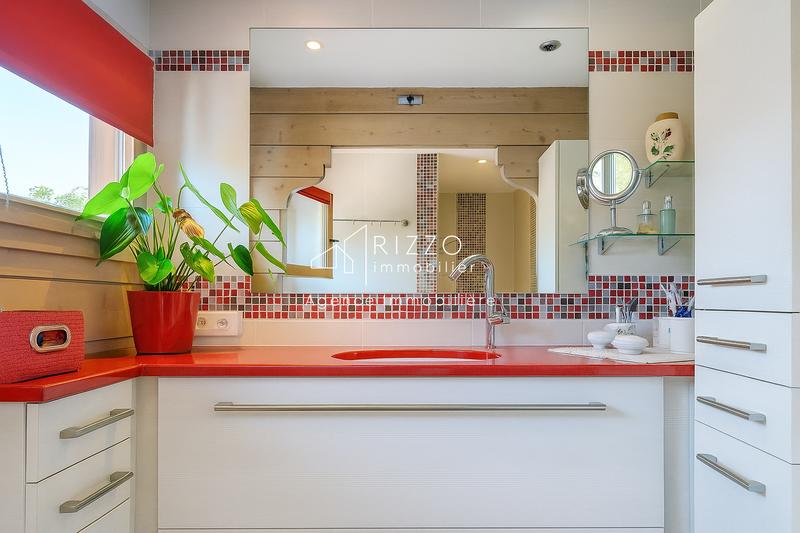 Maison - 145 m² - 5 pièces