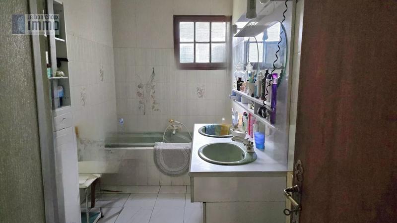 Maison - 92 m² - 5 pièces