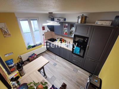 Maison de ville - 80 m² - 5 pièces