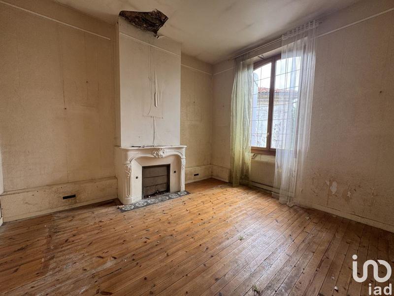 Maison - 234 m² - 6 pièces