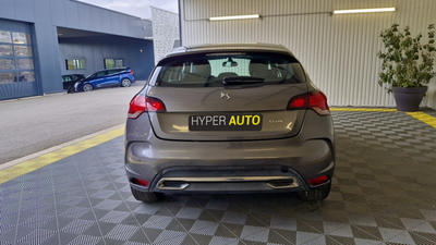 Ds Ds 4 Bluehdi 120 Ss Bvm6 Connected Chic