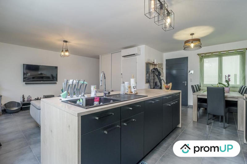 Maison contemporaine - 80 m² - 5 pièces