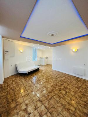 Immeuble - 170 m² - 6 pièces