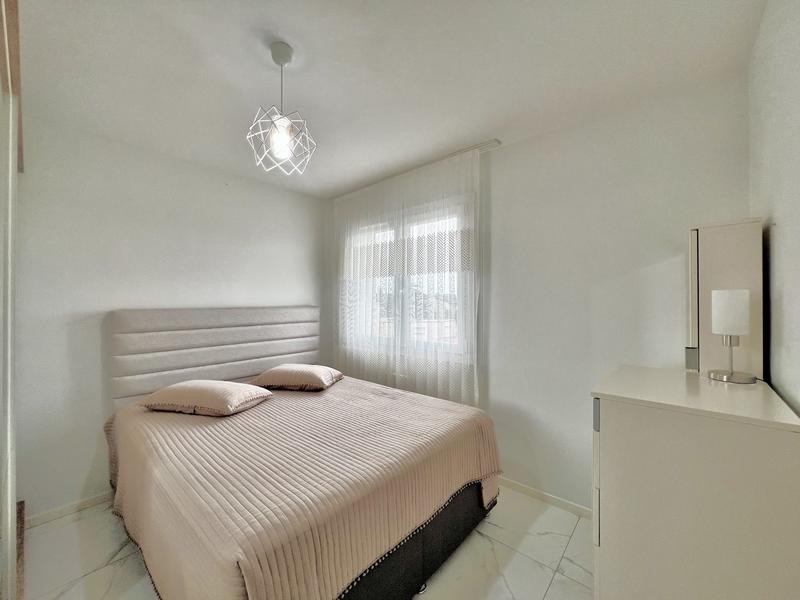 Appartement - 94 m² - 5 pièces