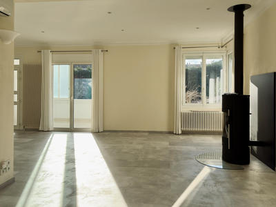 Maison - 182 m² - 6 pièces